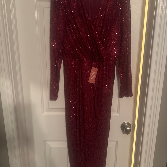 Never worn, burgundy sequin dress! Absolutely stunning. - Picture 1 of 2